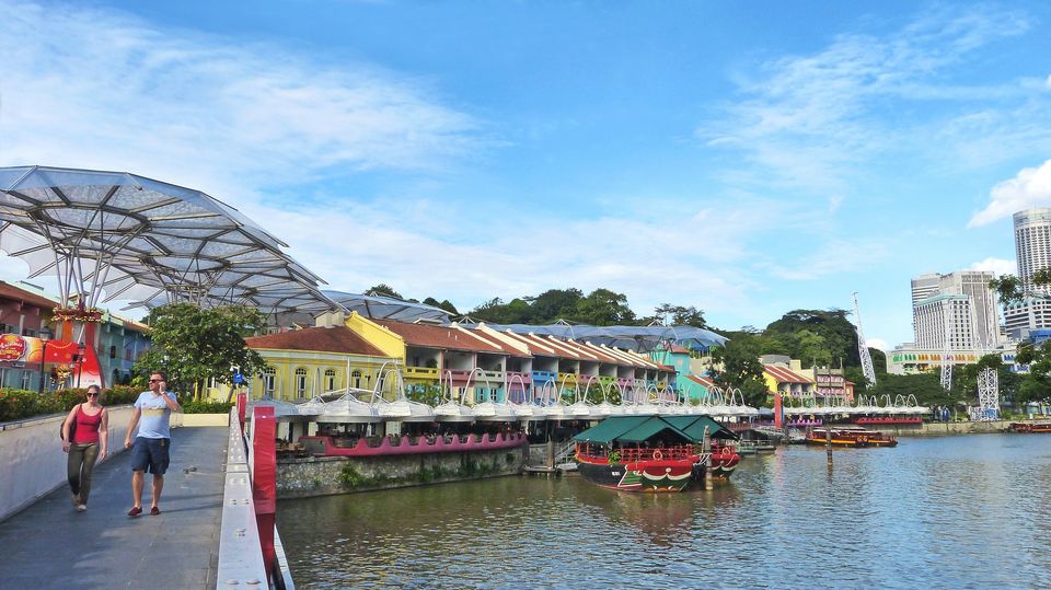 Photo of Cruise along the Singapore River 1/3 by Tad Madsen