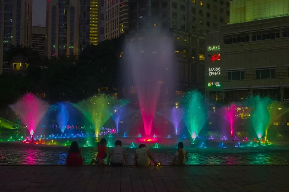 Photo of Petronas Towers Kuala Lumpur City Centre Kuala Lumpur Federal Territory of Kuala Lumpur Malaysia by Venkat Ganesh