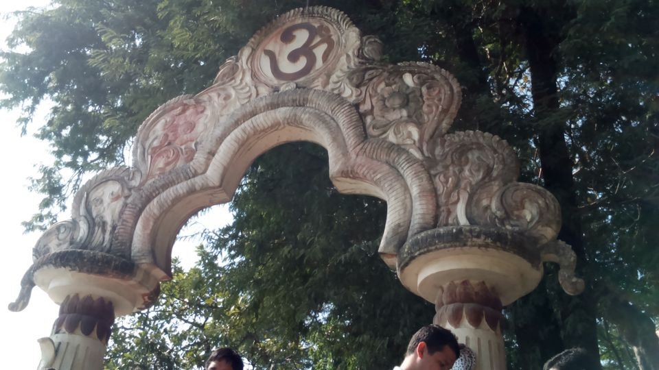 Photo of Umananda Temple: Peacock Island 3/7 by Kushendra Tiwary