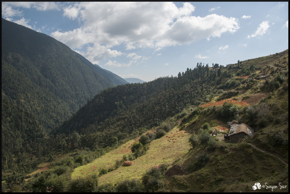 Photo of Journey to Junar Gali. 12/12 by Sayon Sur