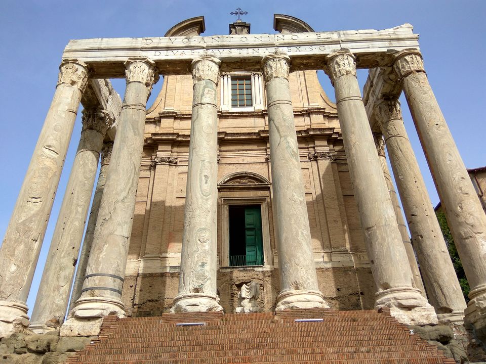 Photo of Roman Forum, Via della Salara Vecchia, Rome, Metropolitan City of Rome, Italy by Priyank Aggarwal