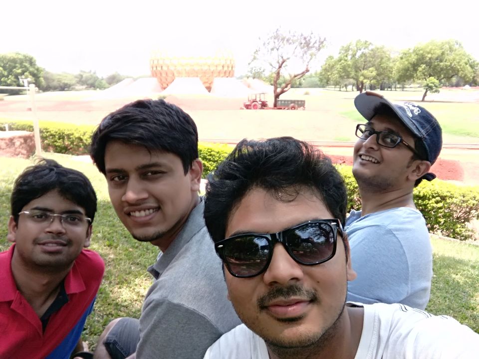 Photo of Sri Aurobindo Ashram, Puducherry, India by Priyank Aggarwal