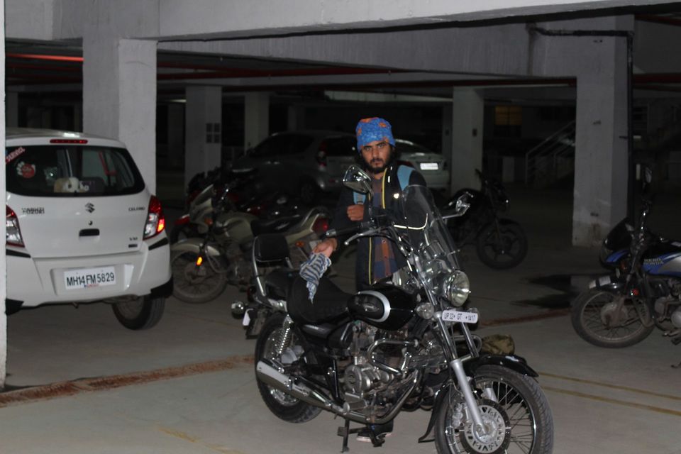 Photo of 2 > 4, traveling alone through Western India: Day 1, starting off by Kishore Singh Fartiyal