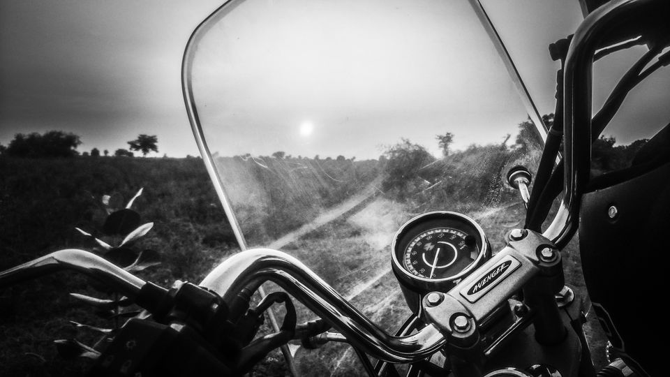 Photo of 2 > 4, traveling alone through Western India: Day 3, Lothal: the first city with a dockyard in India by Kishore Singh Fartiyal
