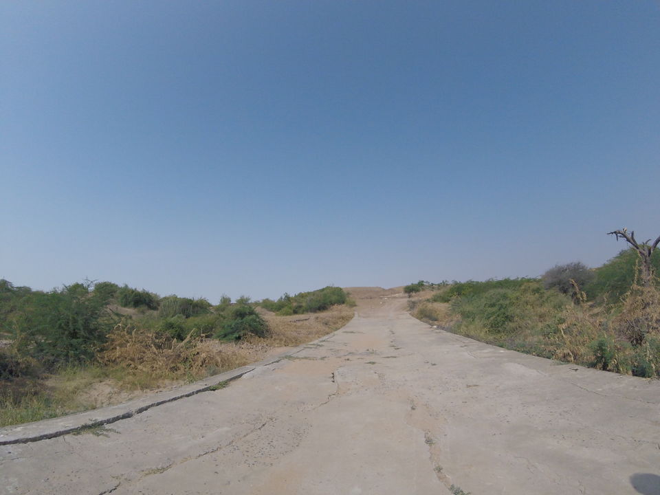 Photo of 2 > 4, traveling alone through Western India: Day 4, Dholavira: Ruins of the lost civilization by Kishore Singh Fartiyal