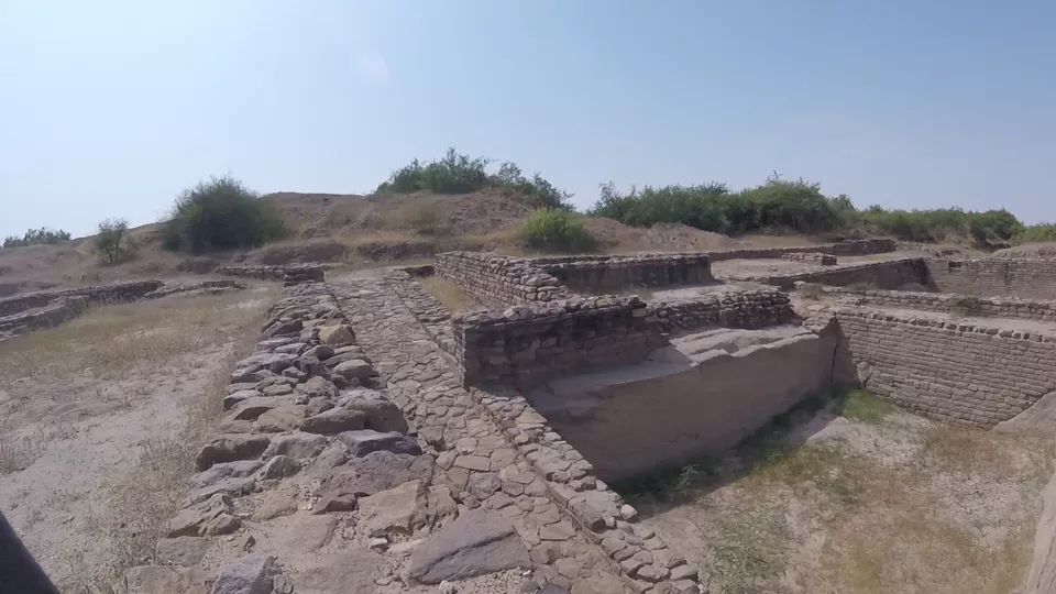 Photo of 2 > 4, traveling alone through Western India: Day 4, Dholavira: Ruins of the lost civilization by Kishore Singh Fartiyal