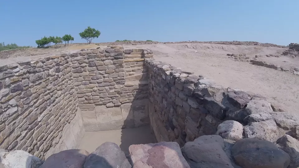Photo of 2 > 4, traveling alone through Western India: Day 4, Dholavira: Ruins of the lost civilization by Kishore Singh Fartiyal