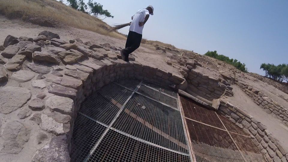 Photo of 2 > 4, traveling alone through Western India: Day 4, Dholavira: Ruins of the lost civilization by Kishore Singh Fartiyal