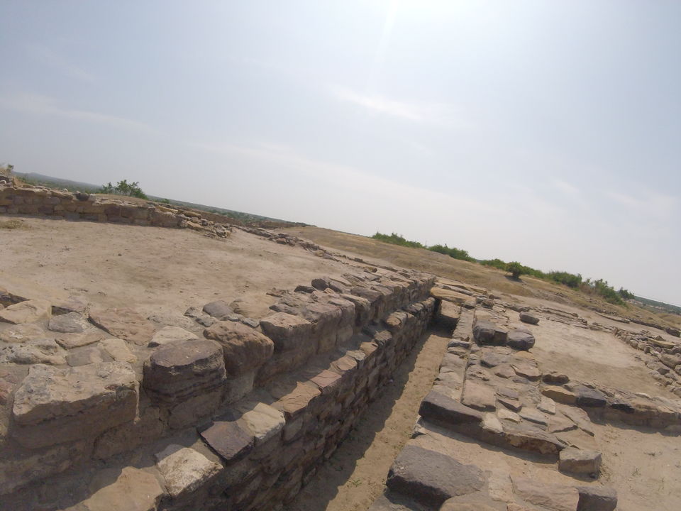 Photo of 2 > 4, traveling alone through Western India: Day 4, Dholavira: Ruins of the lost civilization by Kishore Singh Fartiyal