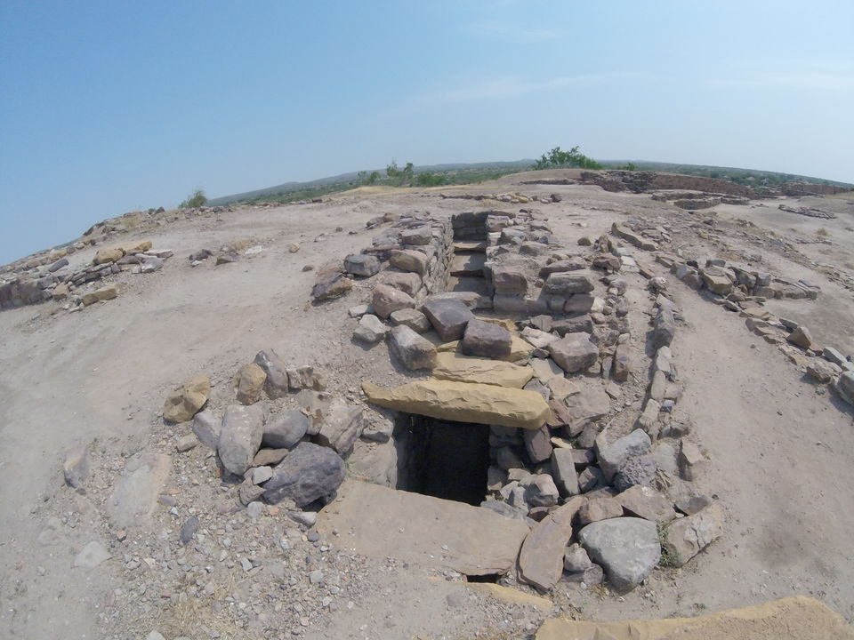 Photo of 2 > 4, traveling alone through Western India: Day 4, Dholavira: Ruins of the lost civilization by Kishore Singh Fartiyal