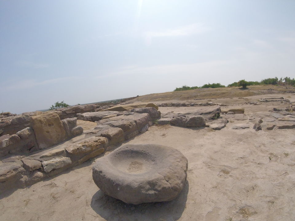 Photo of 2 > 4, traveling alone through Western India: Day 4, Dholavira: Ruins of the lost civilization by Kishore Singh Fartiyal