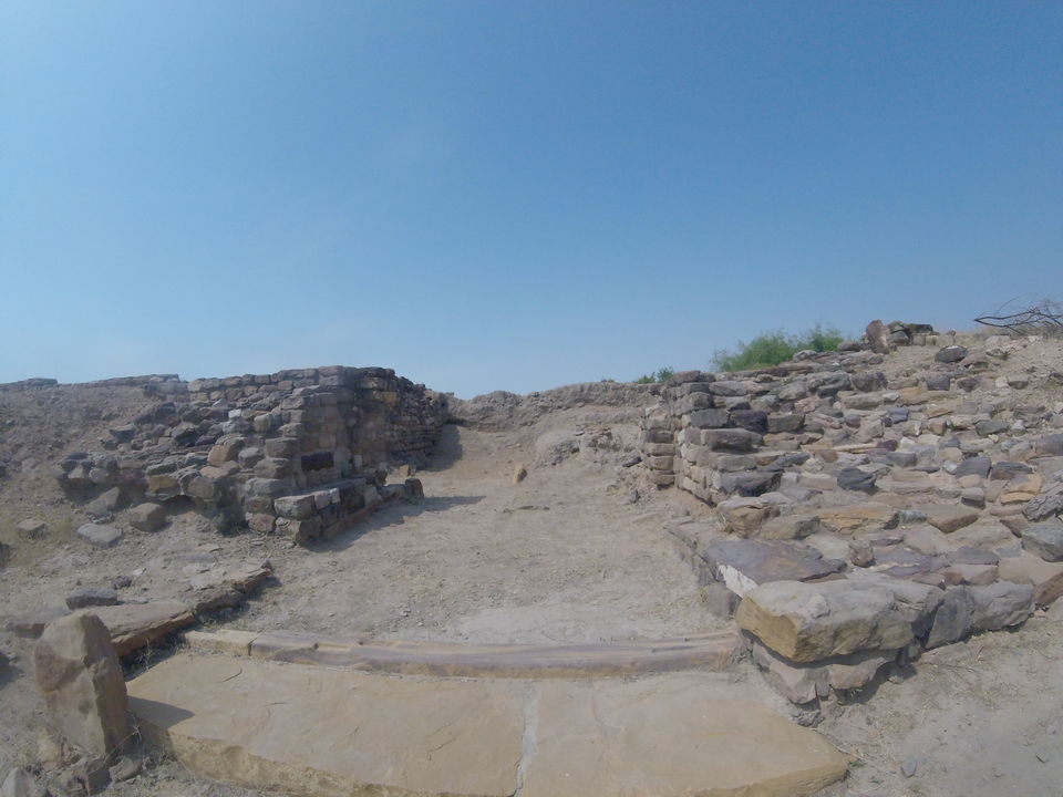 Photo of 2 > 4, traveling alone through Western India: Day 4, Dholavira: Ruins of the lost civilization by Kishore Singh Fartiyal