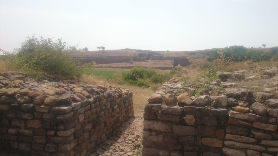 Photo of 2 > 4, traveling alone through Western India: Day 4, Dholavira: Ruins of the lost civilization by Kishore Singh Fartiyal