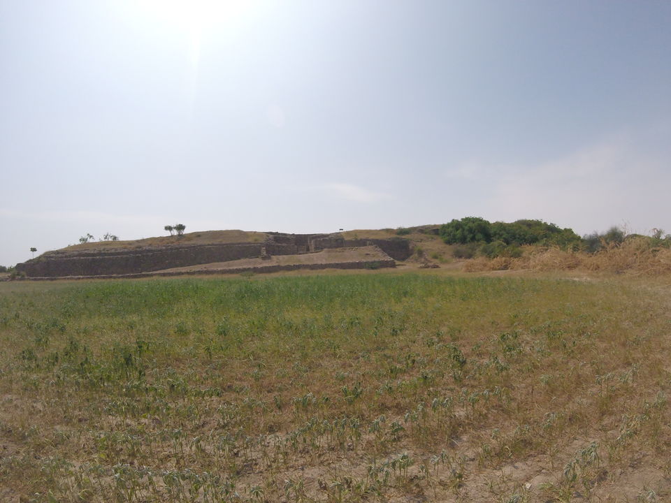 Photo of 2 > 4, traveling alone through Western India: Day 4, Dholavira: Ruins of the lost civilization by Kishore Singh Fartiyal