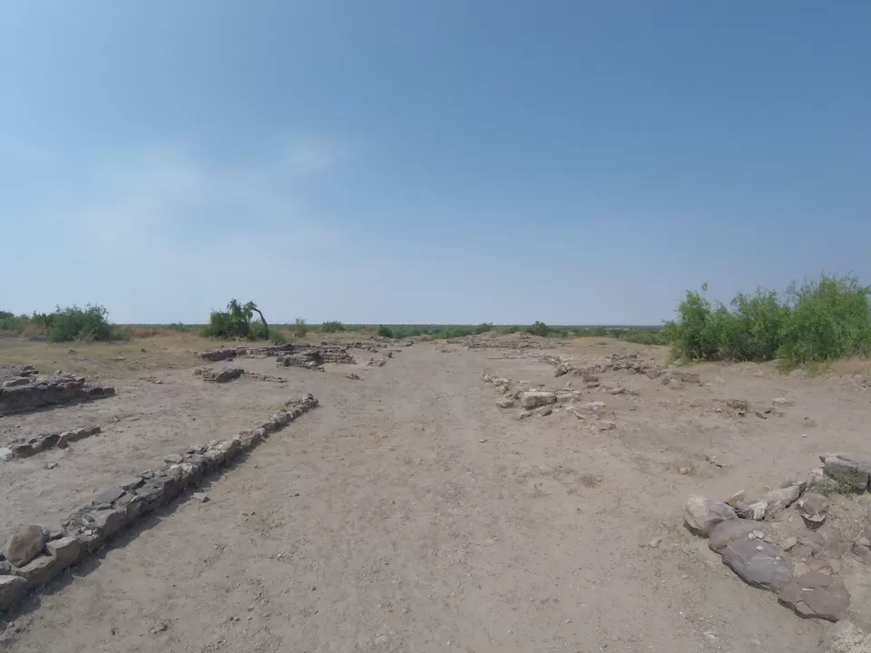 Photo of 2 > 4, traveling alone through Western India: Day 4, Dholavira: Ruins of the lost civilization by Kishore Singh Fartiyal
