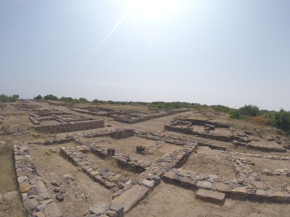 Photo of 2 > 4, traveling alone through Western India: Day 4, Dholavira: Ruins of the lost civilization by Kishore Singh Fartiyal