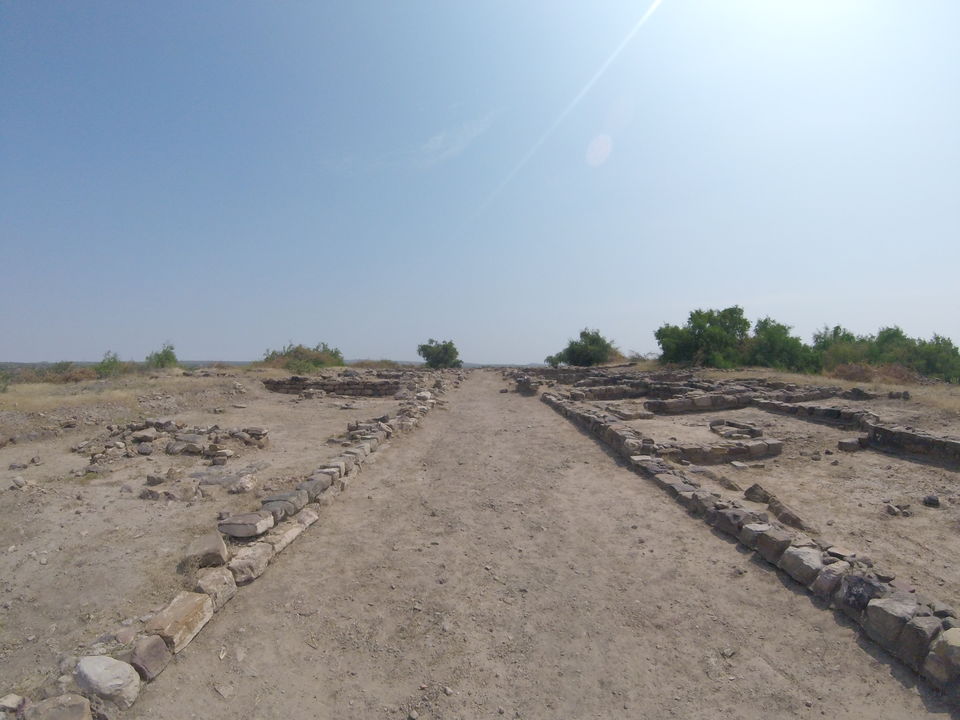 Photo of 2 > 4, traveling alone through Western India: Day 4, Dholavira: Ruins of the lost civilization by Kishore Singh Fartiyal