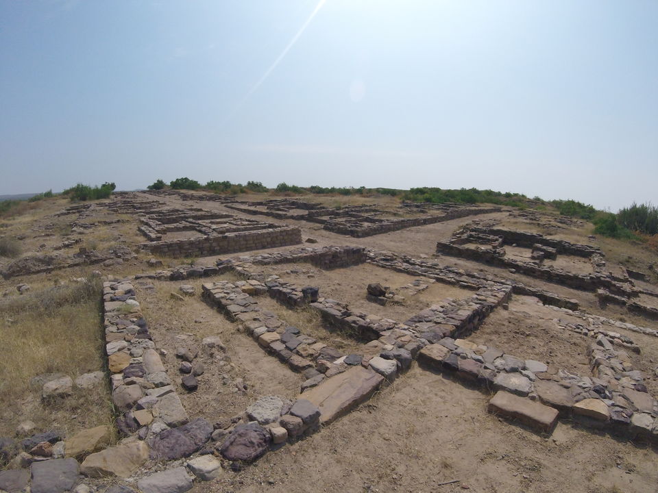 Photo of 2 > 4, traveling alone through Western India: Day 4, Dholavira: Ruins of the lost civilization by Kishore Singh Fartiyal