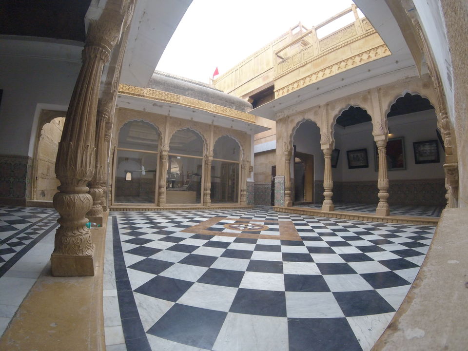 Photo of 2 > 4, traveling alone through Western India: Day 5, Jaisalmer: Golden city of India by Kishore Singh Fartiyal