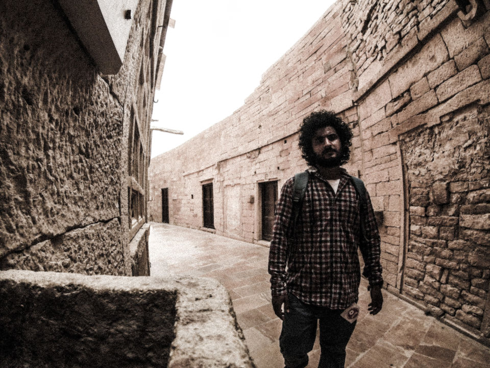 Photo of 2 > 4, traveling alone through Western India: Day 5, Jaisalmer: Golden city of India by Kishore Singh Fartiyal