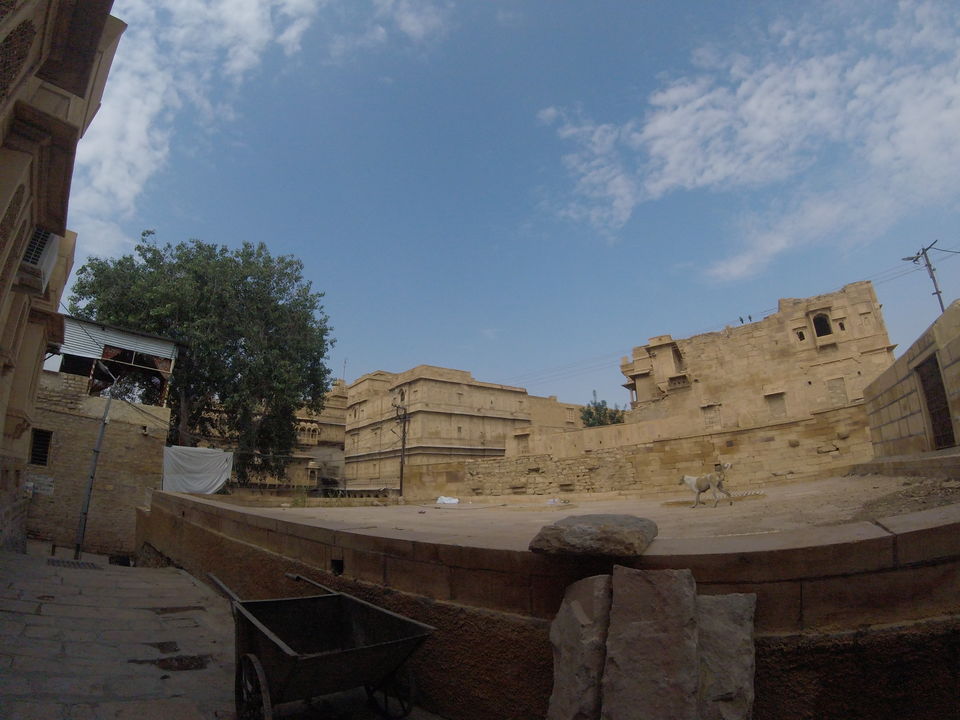 Photo of 2 > 4, traveling alone through Western India: Day 5, Jaisalmer: Golden city of India by Kishore Singh Fartiyal