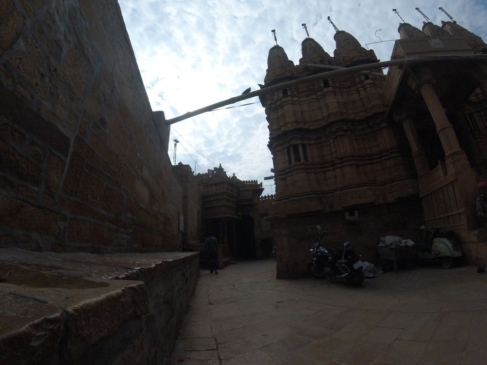 Photo of 2 > 4, traveling alone through Western India: Day 5, Jaisalmer: Golden city of India by Kishore Singh Fartiyal
