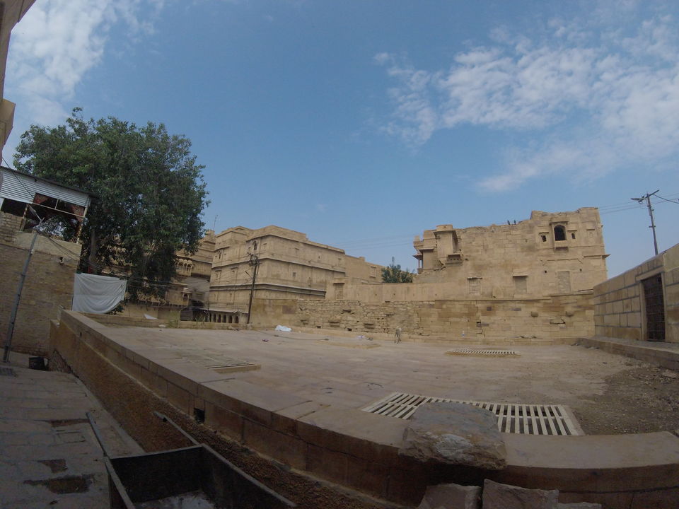 Photo of 2 > 4, traveling alone through Western India: Day 5, Jaisalmer: Golden city of India by Kishore Singh Fartiyal