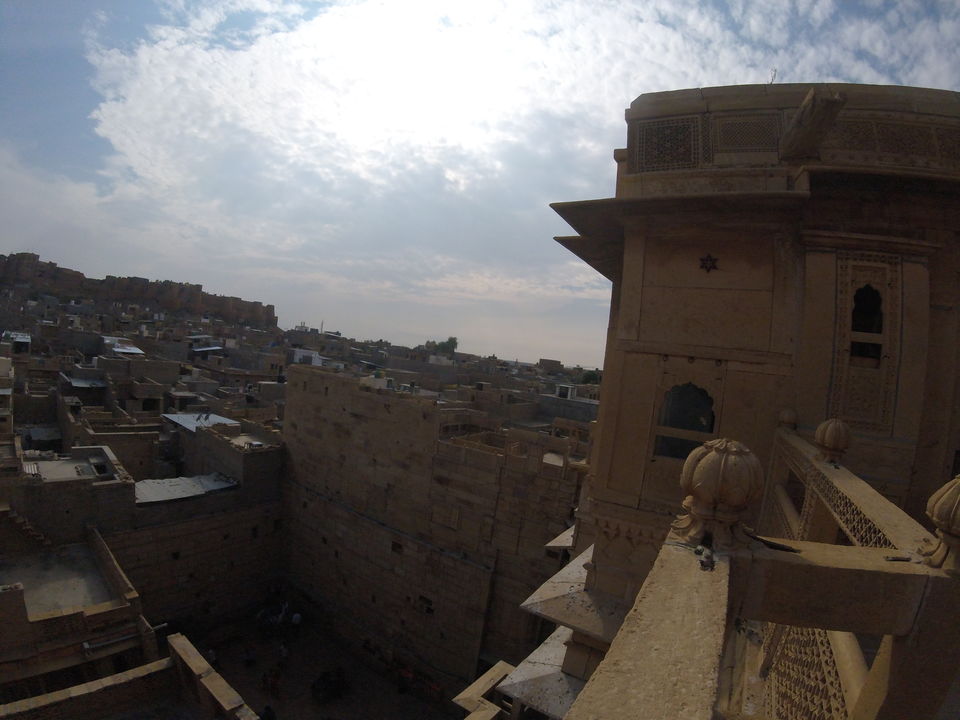 Photo of 2 > 4, traveling alone through Western India: Day 5, Jaisalmer: Golden city of India by Kishore Singh Fartiyal