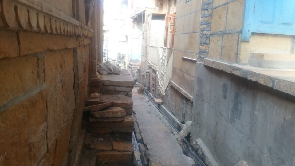 Photo of 2 > 4, traveling alone through Western India: Day 5, Jaisalmer: Golden city of India by Kishore Singh Fartiyal