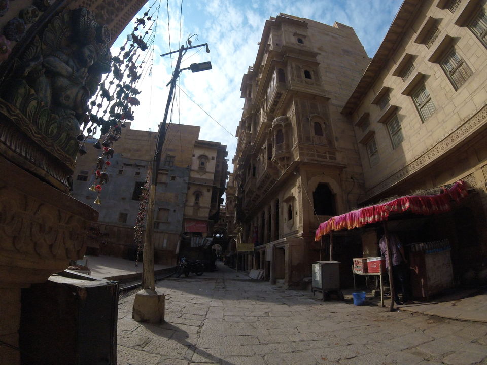 Photo of 2 > 4, traveling alone through Western India: Day 5, Jaisalmer: Golden city of India by Kishore Singh Fartiyal