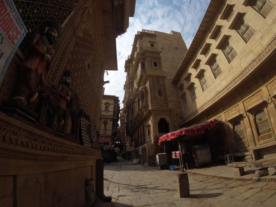 Photo of 2 > 4, traveling alone through Western India: Day 5, Jaisalmer: Golden city of India by Kishore Singh Fartiyal