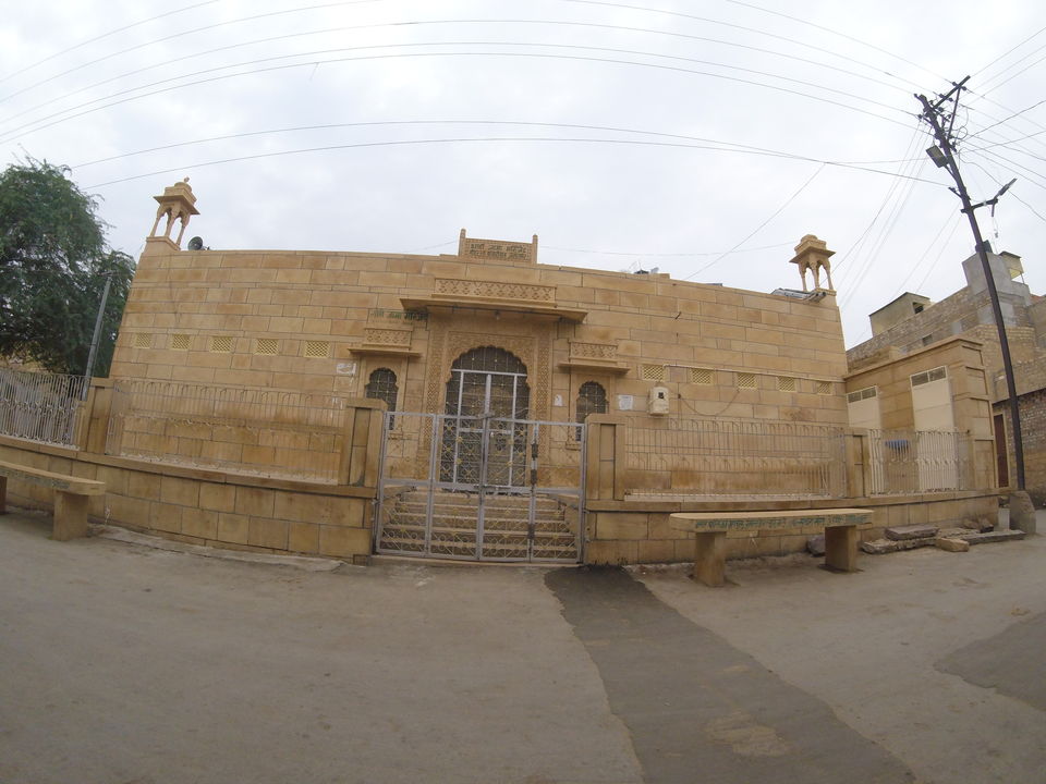 Photo of 2 > 4, traveling alone through Western India: Day 5, Jaisalmer: Golden city of India by Kishore Singh Fartiyal
