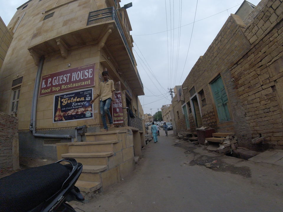 Photo of 2 > 4, traveling alone through Western India: Day 5, Jaisalmer: Golden city of India by Kishore Singh Fartiyal
