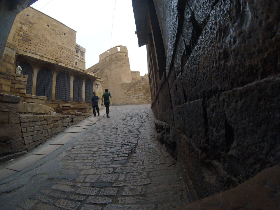 Photo of 2 > 4, traveling alone through Western India: Day 5, Jaisalmer: Golden city of India by Kishore Singh Fartiyal