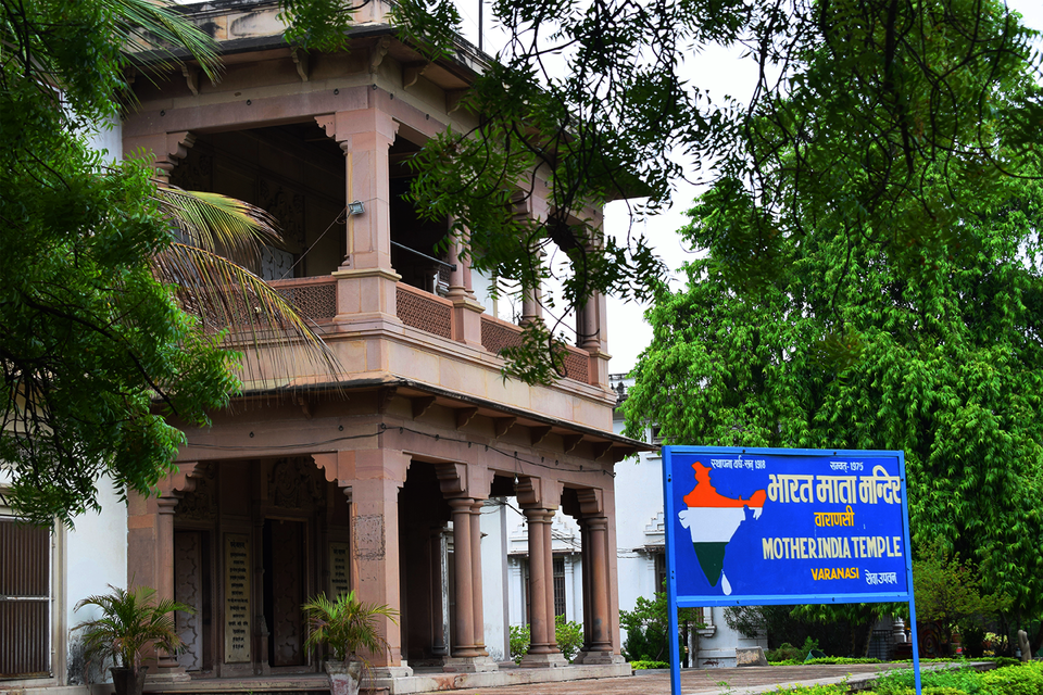 Photo of This 200-Year-Old BrijRama Palace By The Ganges Is The Spiritually Royal Vacation You Need by Gunjan Upreti