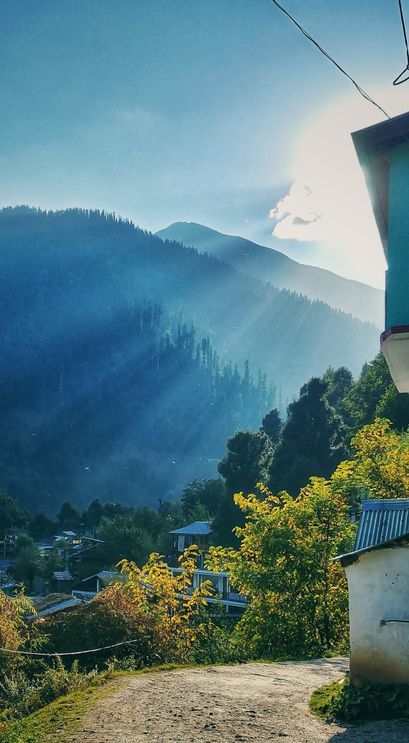 Photo of A trip to Manali on a student's budget 7/9 by Bikramjit Sharma