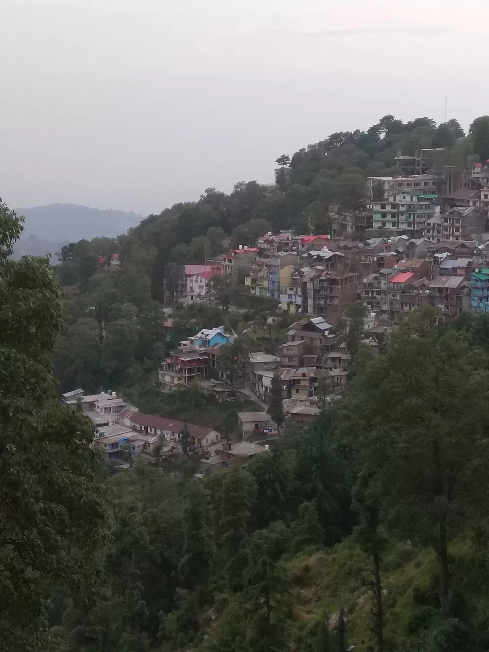 Photo of Thandi Sadak, Moti Tiba, Dalhousie, Himachal Pradesh, India by PURVI YADAV