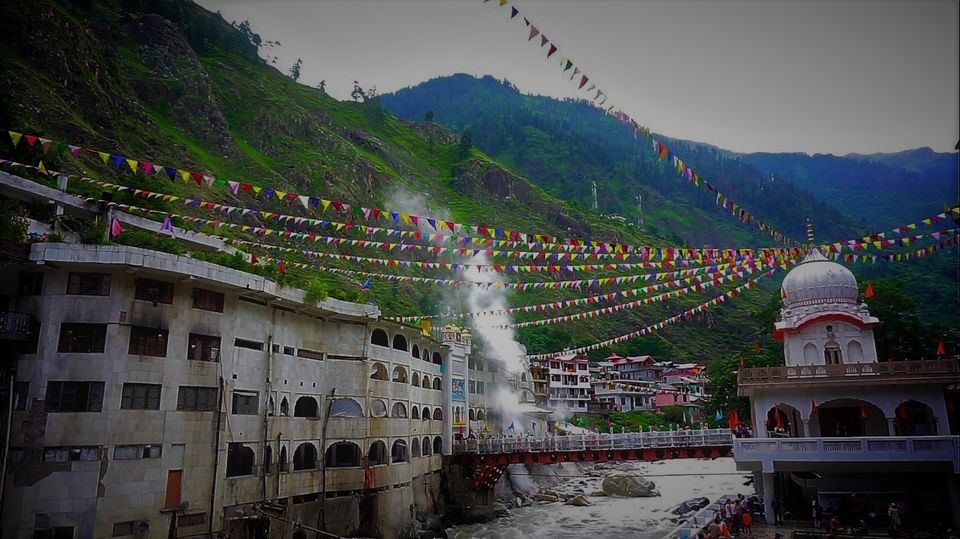 Photo of Parvati Valley 3/5 by akashtheillusionist