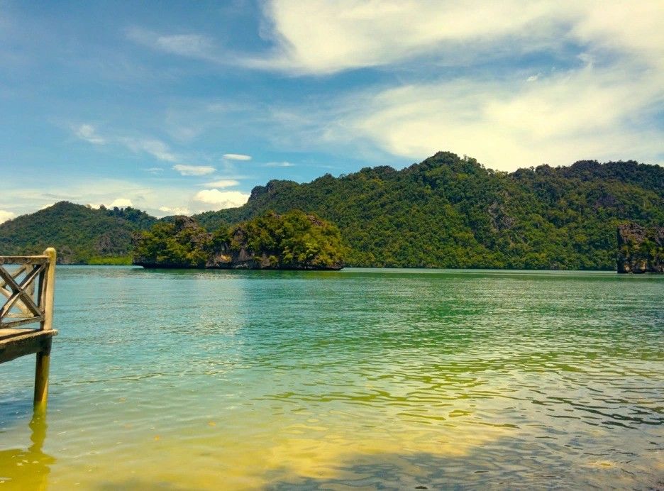 Photo of Unwind and kick back at the "Goa of Malaysia" - Langkawi 1/4 by Tanushree Agarwal