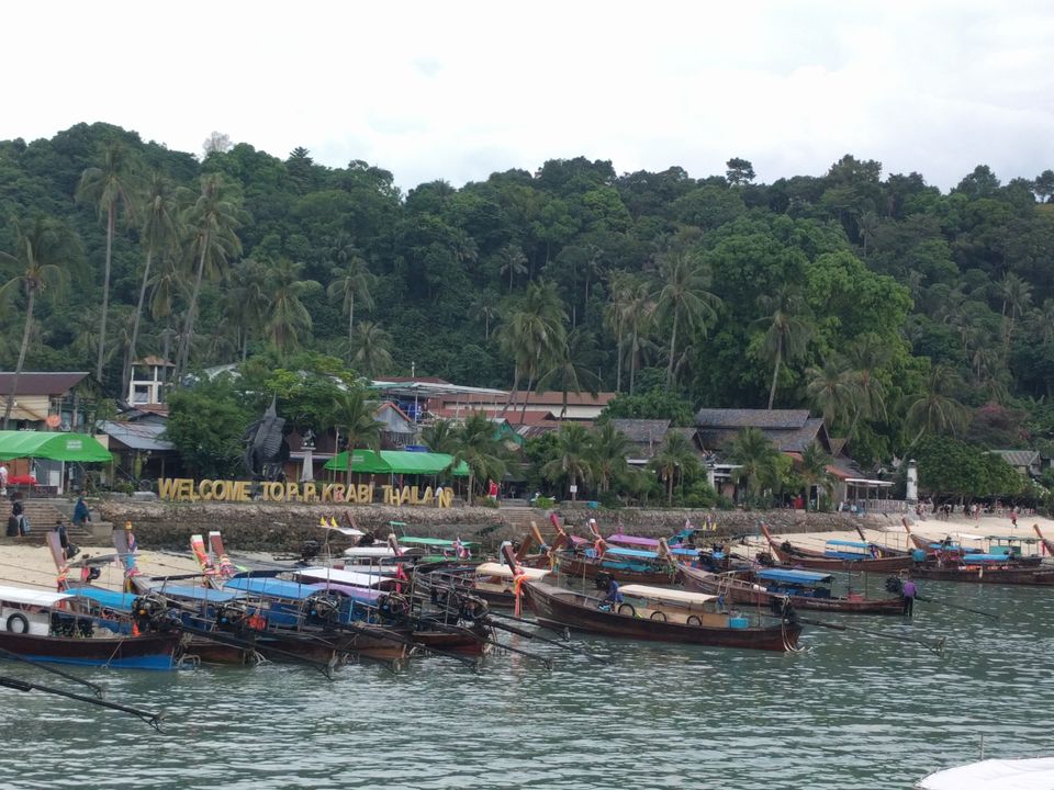 Photo of Drink, Dance n Dive.. Thailand!! by Shruti Jain
