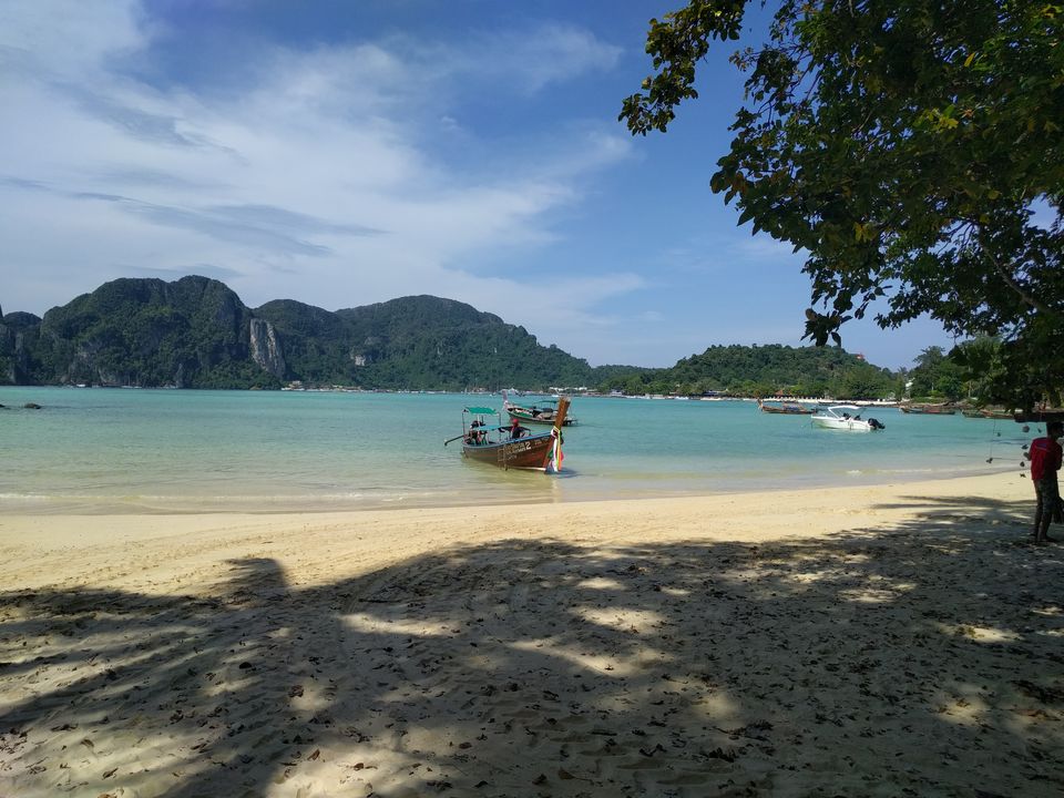 Photo of Drink, Dance n Dive.. Thailand!! by Shruti Jain