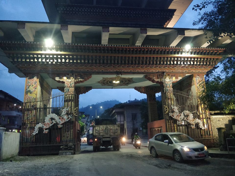 Photo of Crossing Border on foot, Getting Permits & First Look of Bhutan! 10/10 by Shruti Jain