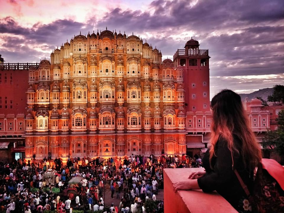 Photo of Get enchanted view of Hawa Mahal while sipping your favorite coffee at Wind View Cafe, Jaipur by Shruti Jain