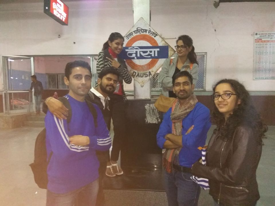 Photo of Gurgaon Railway Station, Railway Road, Sector 3, Gurgaon Rural, Haryana, India by Sachin Bhardwaj