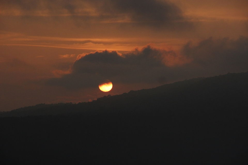 Photo of Courting the clouds in Meghalaya 2/2 by deepanwita
