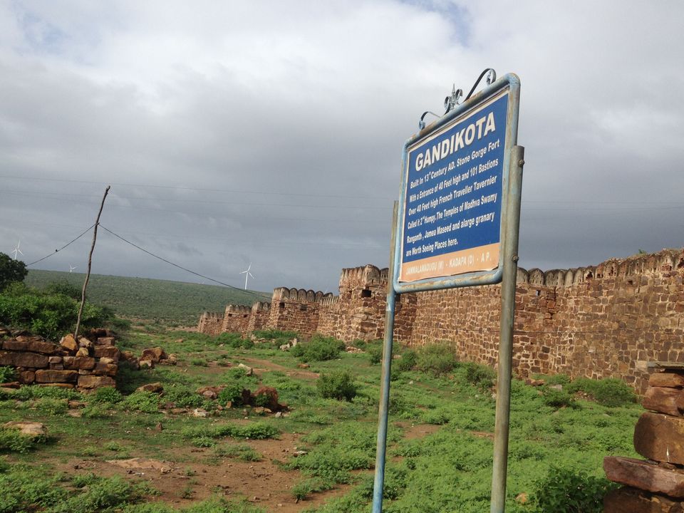 Photo of The Grand Canyon of India, Gandikota, Andhra Pradesh. 9/35 by Lupamudra Sharma