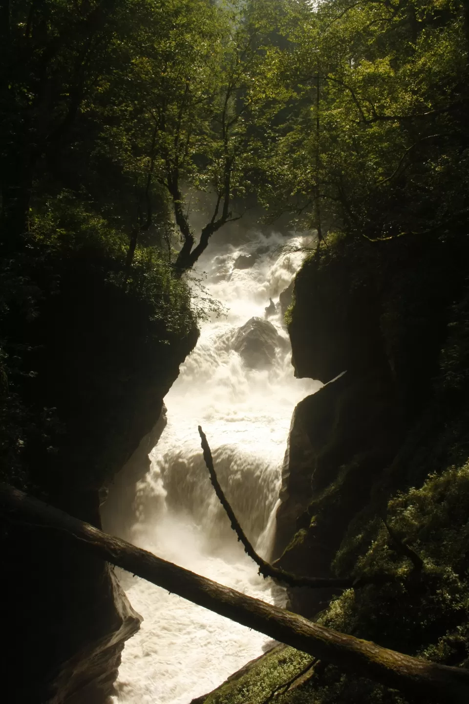 Photo of Barshaini Parvati River Dam, Sosan, Himachal Pradesh, India by Nikhil Shinde