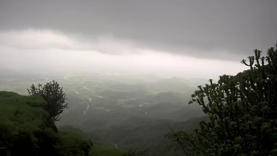 Photo of Asangaon, Railway Station Road, Ramayan Nagar, Ulhasnagar, Maharashtra, India by Nikhil Shinde