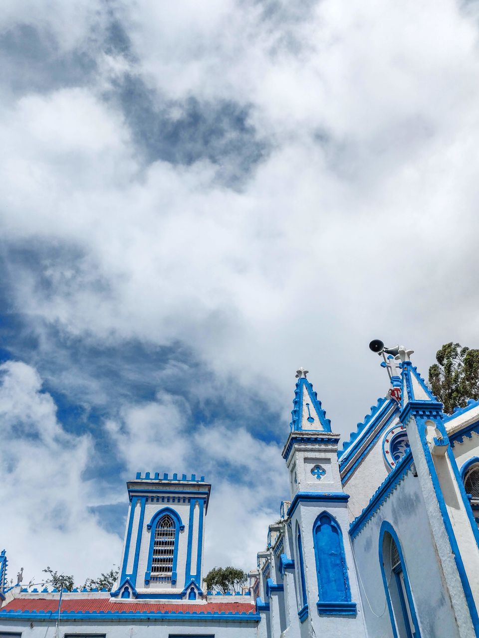 Photo of La Saleth Church, Kodaikanal, Tamil Nadu, India by Mamtha Ramachandra