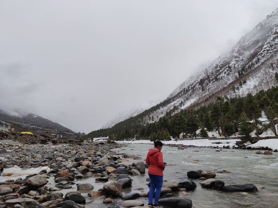 Photo of Experiencing the butterflies of winter....experiencing snowfall #BucketList2019 by Mamtha Ramachandra